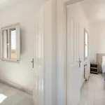 Maisonette Sail